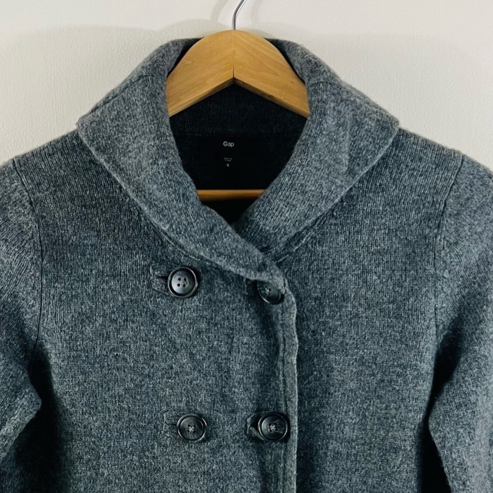 GAP Lamb Wool Women’s Sweater Jacket Small Button Down - Picture 3 of 12
